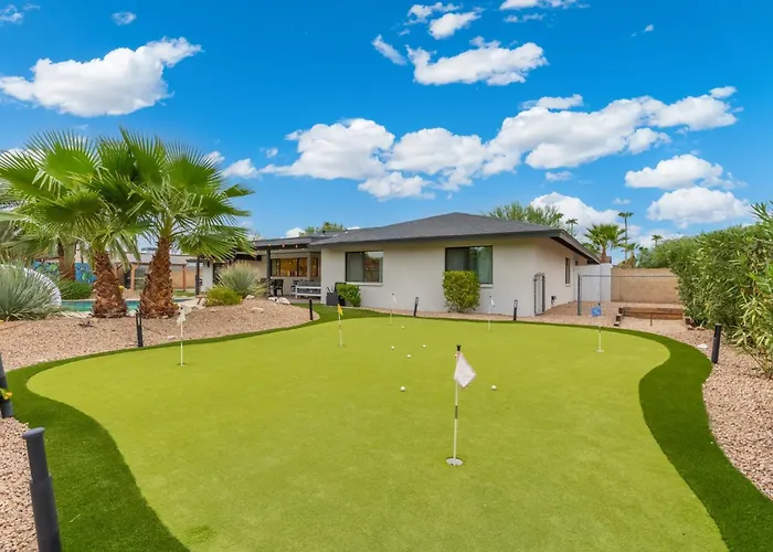 6 Bed Luxury Heated Pool *