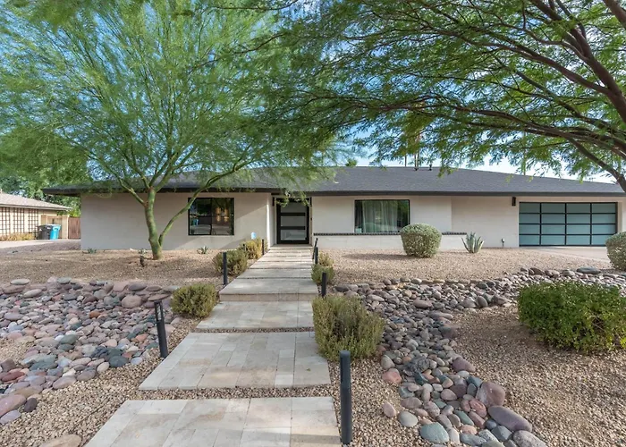 6 Bed Luxury Heated Pool * Phoenix